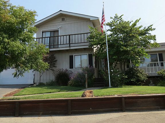 3rd image of 351 Treichel Ln
