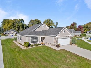 5575 N Osprey Dr, Appleton, WI 54913