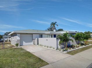 7852 125th St, Seminole, FL 33772
