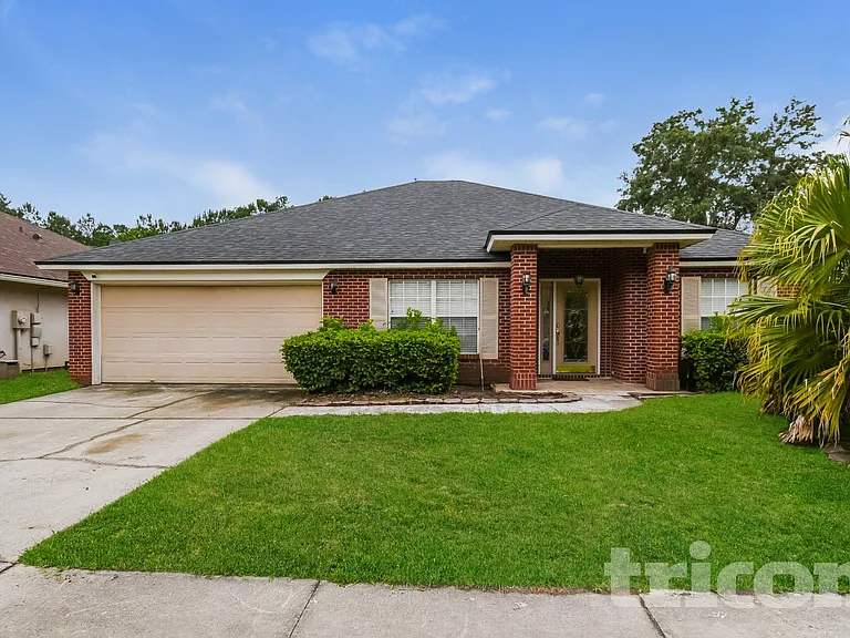 6676 Southern Oaks Dr — Photo 1