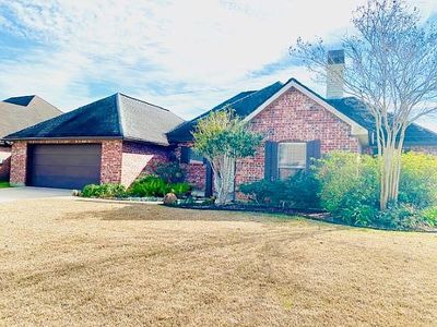 205 Barksdale Dr, Broussard, LA, 70518