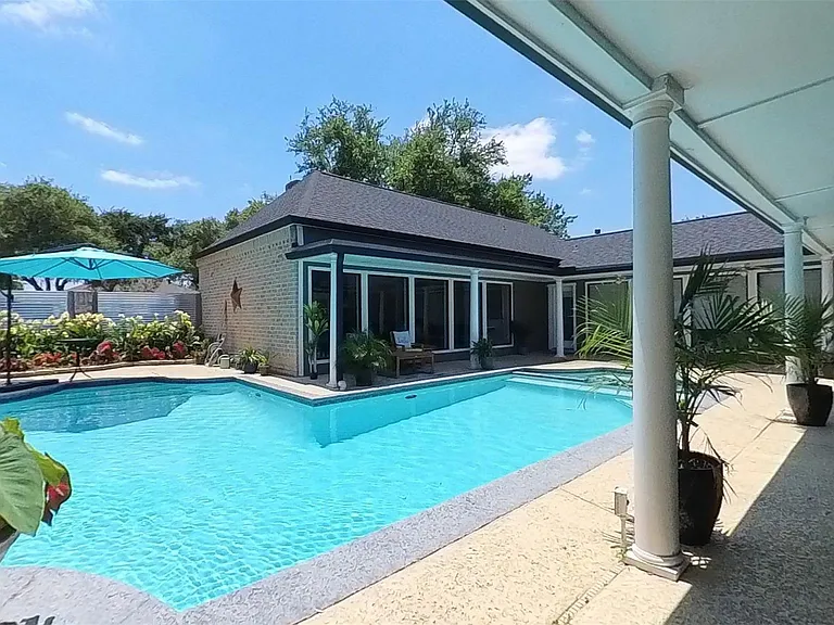 3339 Country Club Blvd — Photo 40