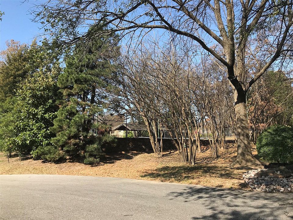 1st image of 4719 S Yorktown Pl