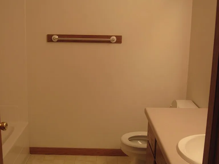1118 Mark Ave — Photo 4