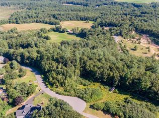 18 Kimball Hill Dr, Haverhill, MA 01830