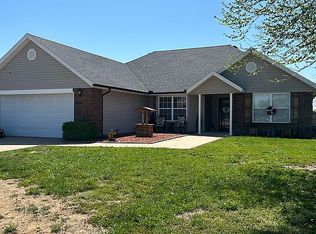 600 Rose Ln, Carl Junction, MO 64834
