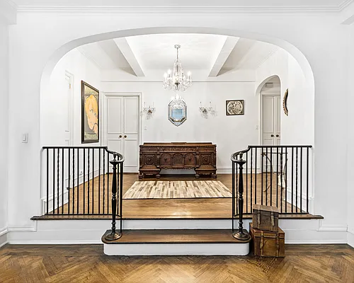 Sold by Compass | media 16