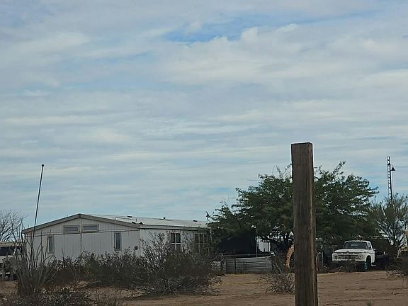2nd image of 1473 Catalina Rd