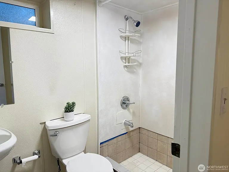2907 S McClellan St — Photo 15