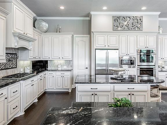 5th image of 5619 Briscoe Bend Ln