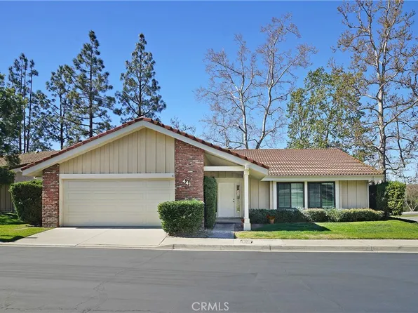 441 Falconrock Ln, Oak Park, CA 91377