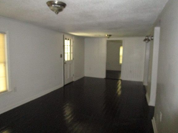 4th image of 108 Herrington St