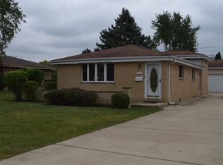 1104 E Irving Park Rd, Itasca, IL 60143