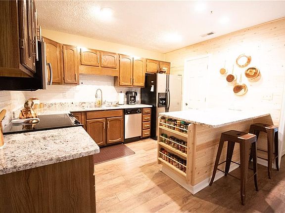 3rd image of 591 Cielo Vista Ct