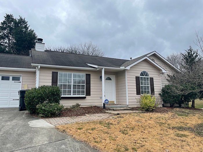 1st image of 4605 Woodbridge Ln