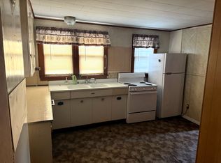 270-272 4th Ave S #272-1/2, Park Falls, WI 54552