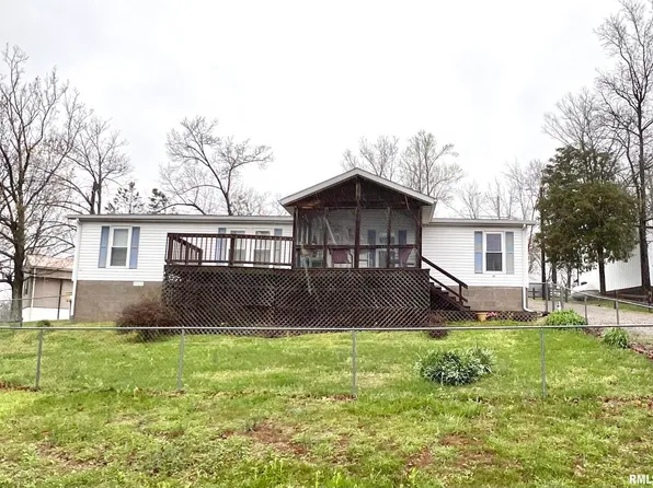 100 Little John Loop, Tunnel Hill, IL 62972