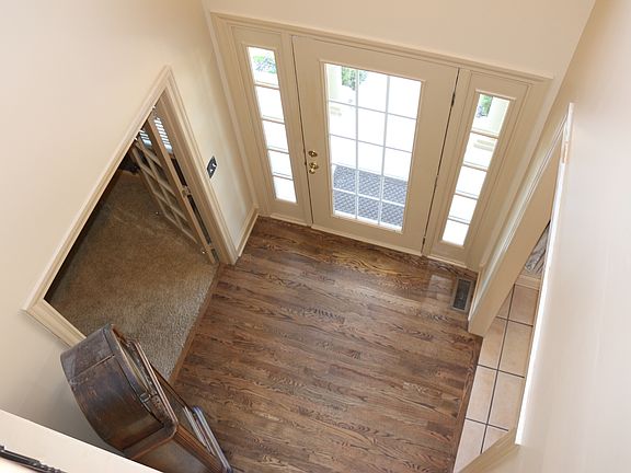 2nd image of 7907 NE 74th Pl