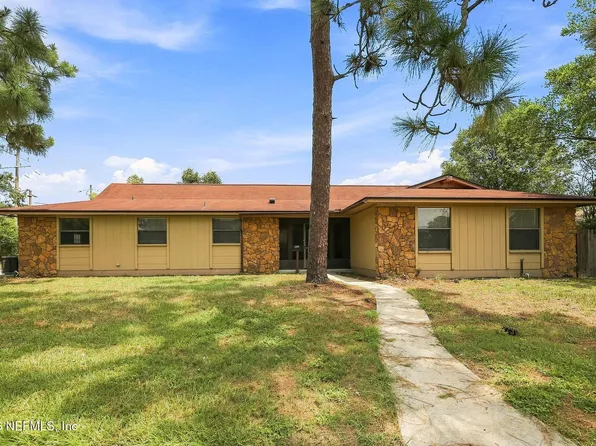 1835 Townsend Blvd, Jacksonville, FL 32211