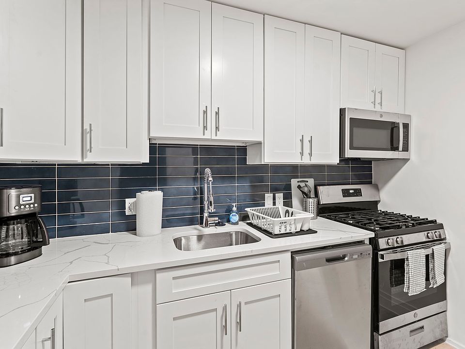 1st image of 100 W Taylor Run Pkwy #8