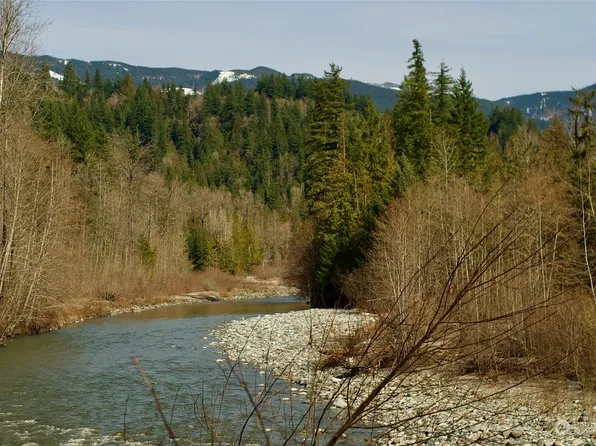 31024 Lake Cavanaugh Road, Arlington, WA 98223