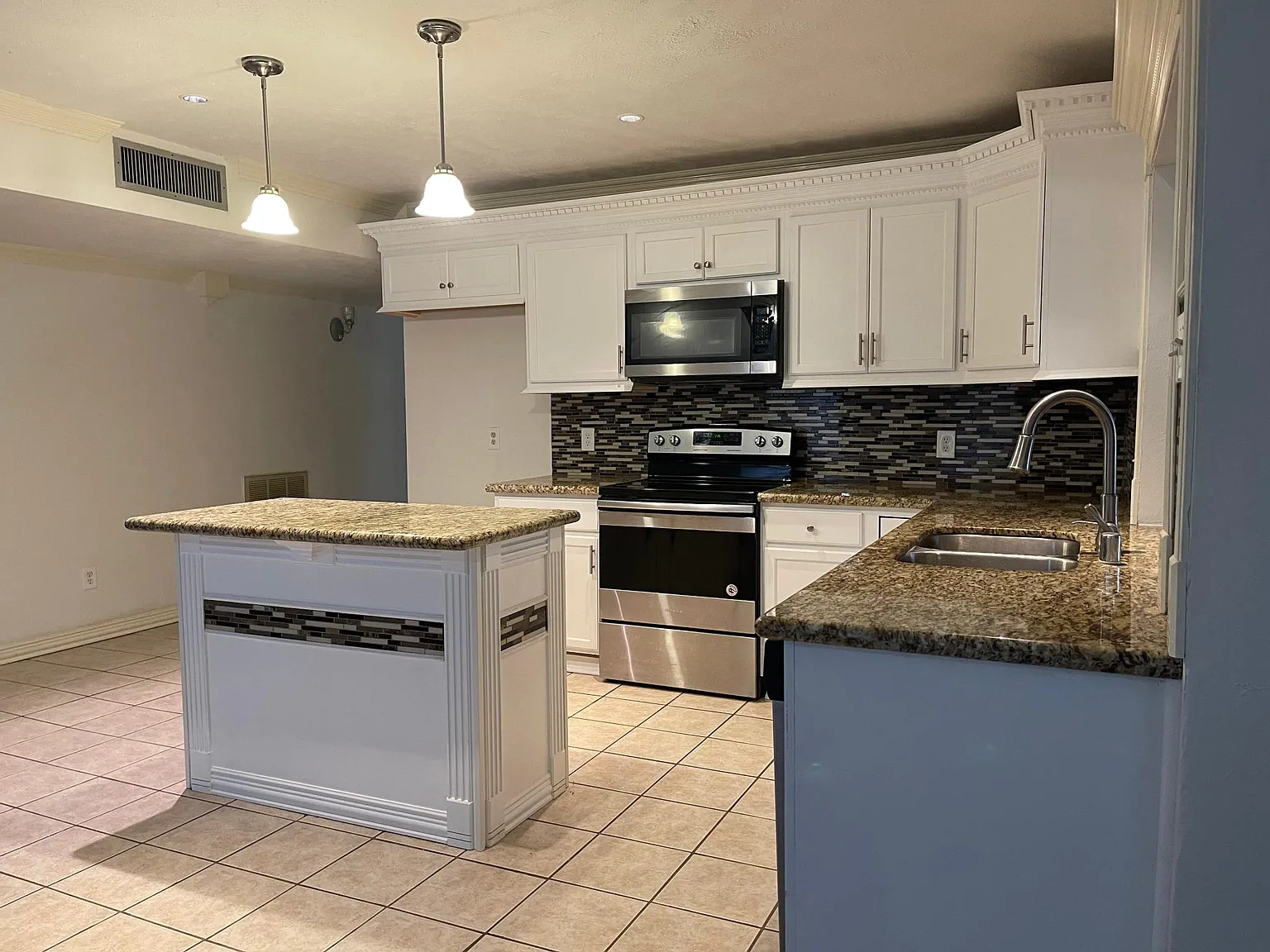 5814 Gorman Dr — Photo 3