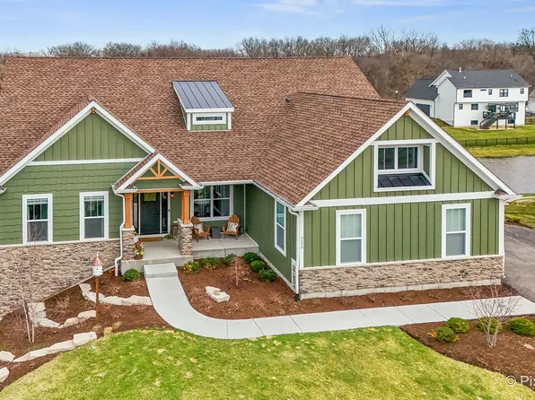 3654 Old Bridge Ln, Elgin, IL 60124