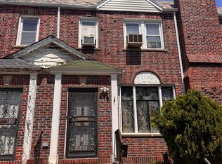 14025 58th Rd, Flushing, NY 11355