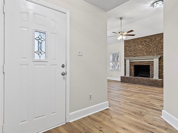 3rd image of 2212 Arrowwood Dr