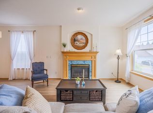 15066 Dundee Ave, Apple Valley, MN 55124