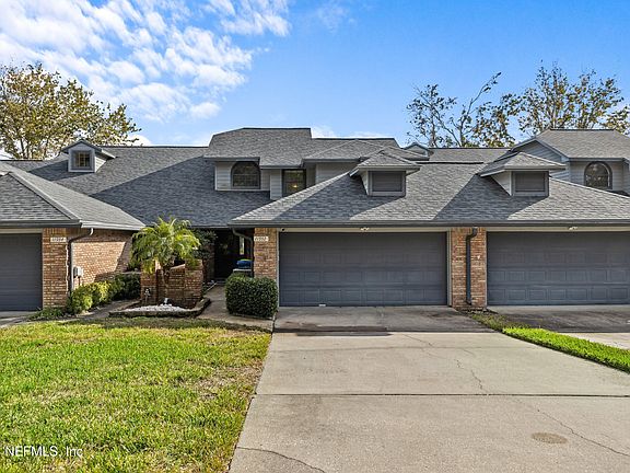 2nd image of 11932 HARBOUR COVE Drive S