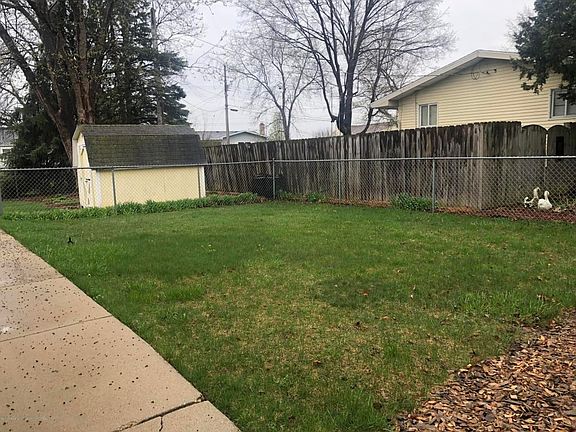 4th image of 5107 Geraldine Dr
