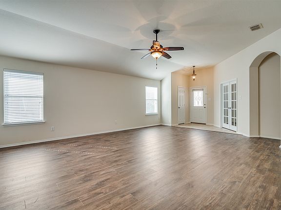 5th image of 2006 Zavala