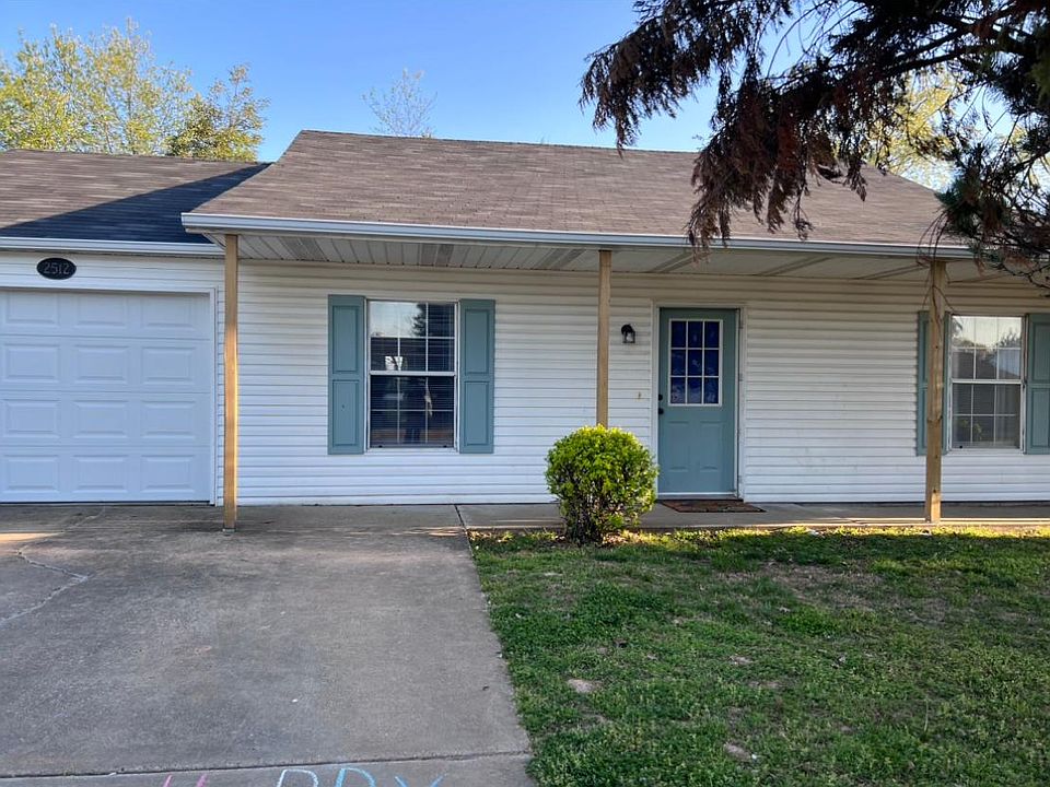 1st image of 2512 Parkcrest Dr