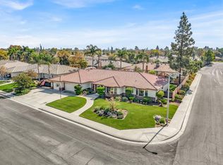 203 Cinnamon Ct, Hanford, CA 93230