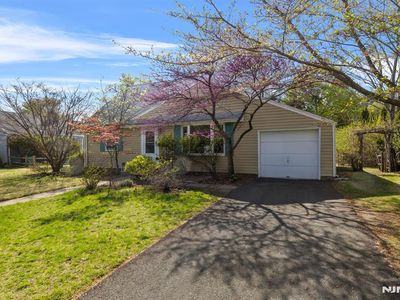 544 Barnett Pl, Ridgewood, NJ, 07450