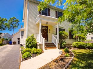 51 Manor Dr, Manahawkin, NJ