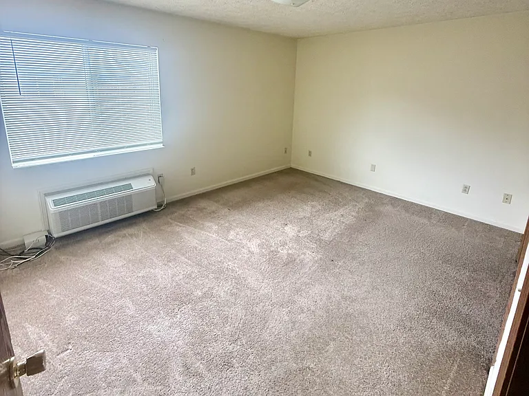 461 Whites Mill Rd #457B — Photo 10