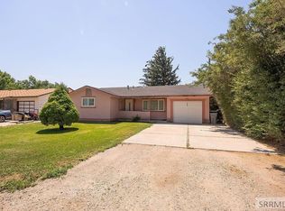 102 E Custer St, Aberdeen, ID 83210