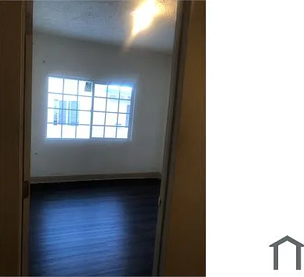 4824 S Figueroa St #4 — Photo 6