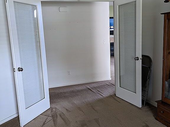 5th image of 5863 Bluewood St