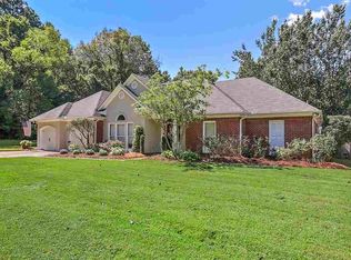 649 Cliffview Dr, Brandon, MS