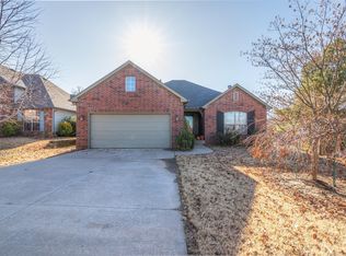 7420 W 40th St, Tulsa, OK 74107