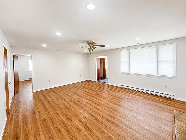 6017 Wheeler Ln — Photo 21