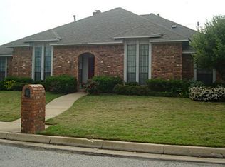 3700 Ivywild Ct, Arlington, TX 76016