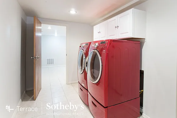 Rented by Terrace Sotheby's International Realty | media 38