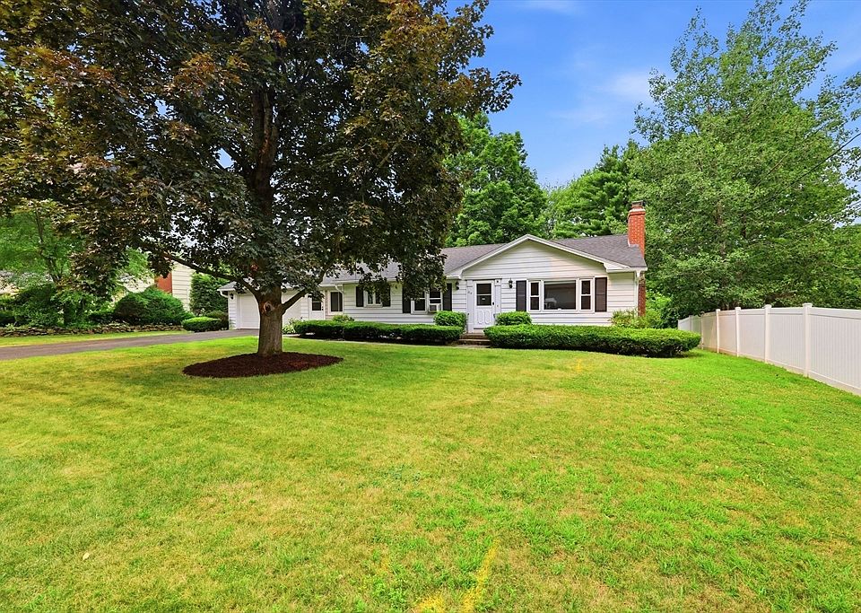 1st image of 214 Forest Hills Rd