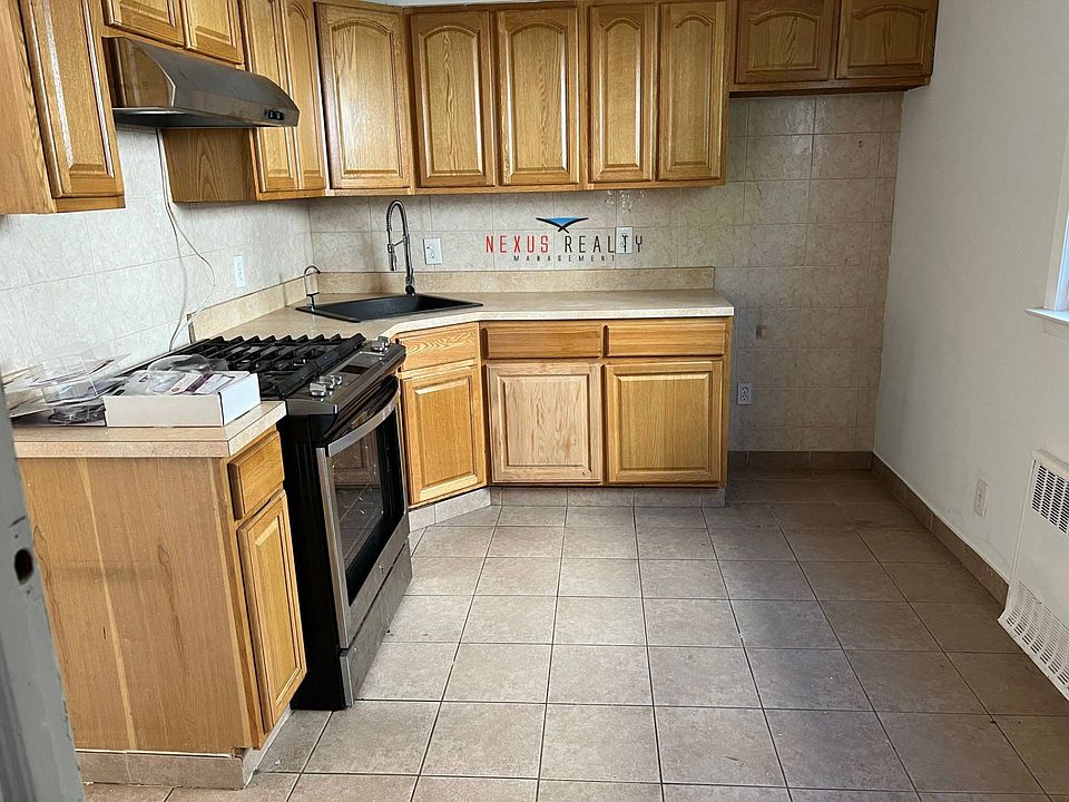 1st image of 14-52 119th St #1F