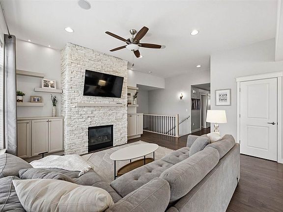5th image of 640 Hemingway Dr