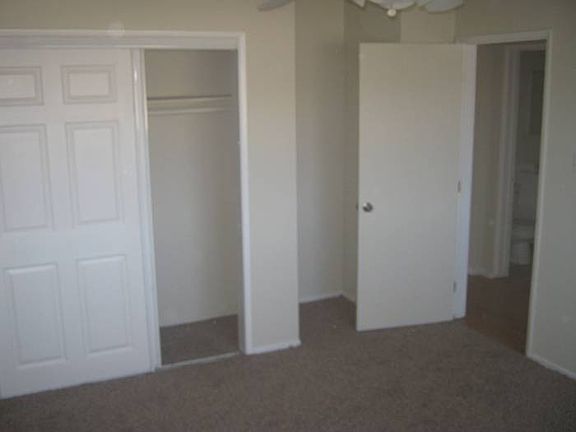2nd image of 1321 S Greenwood Ave APT 18